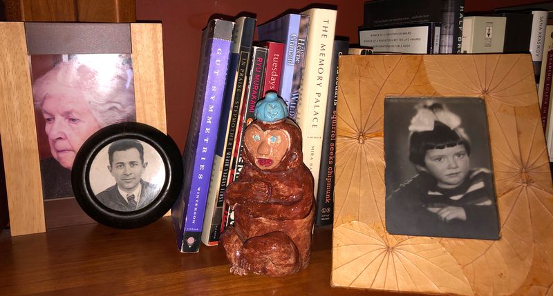 Обезьянка у Жени Брусиловской, Принстон Обезьянка у Жени Брусиловской, Принстон